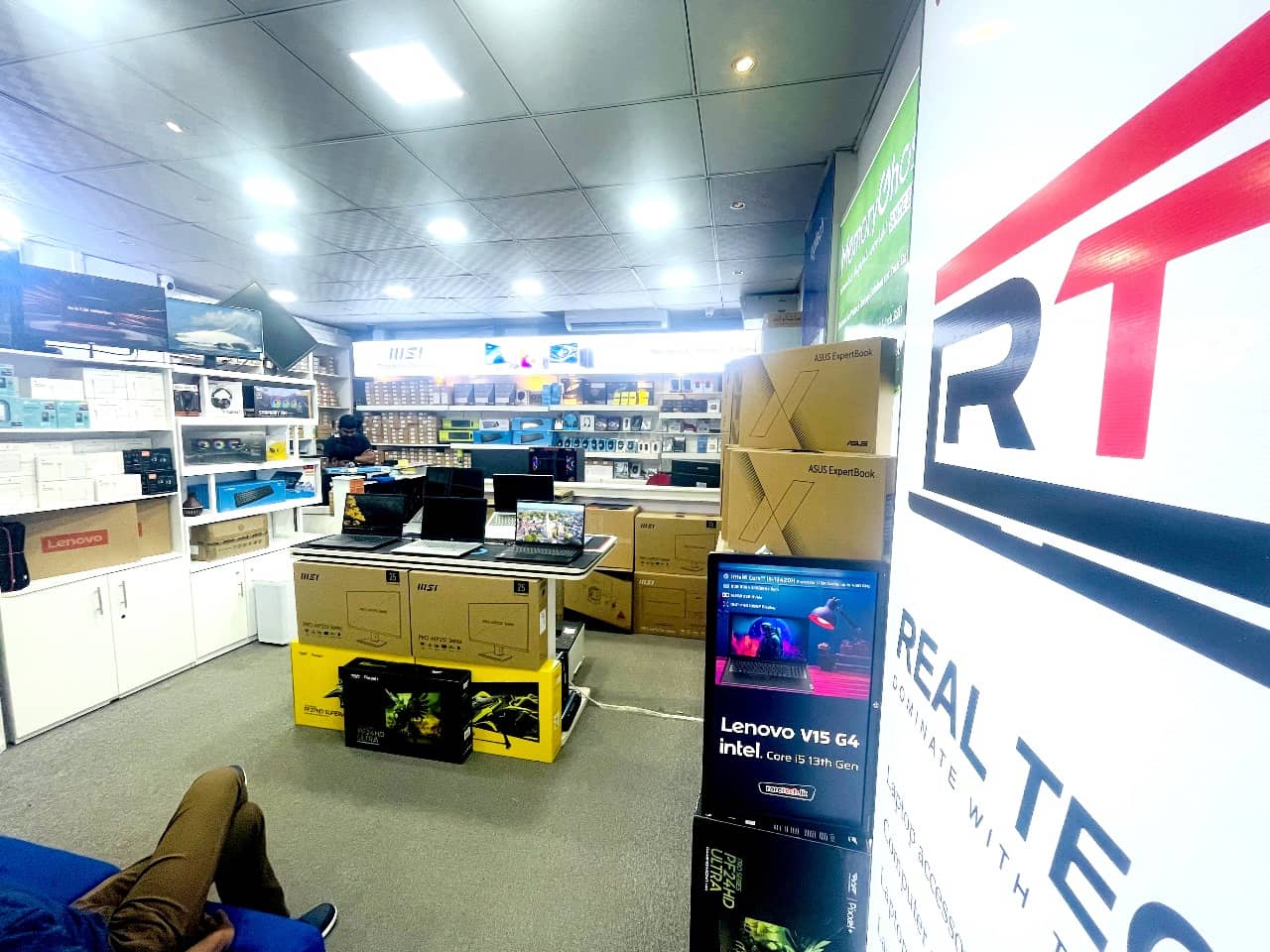 raretech_store_2